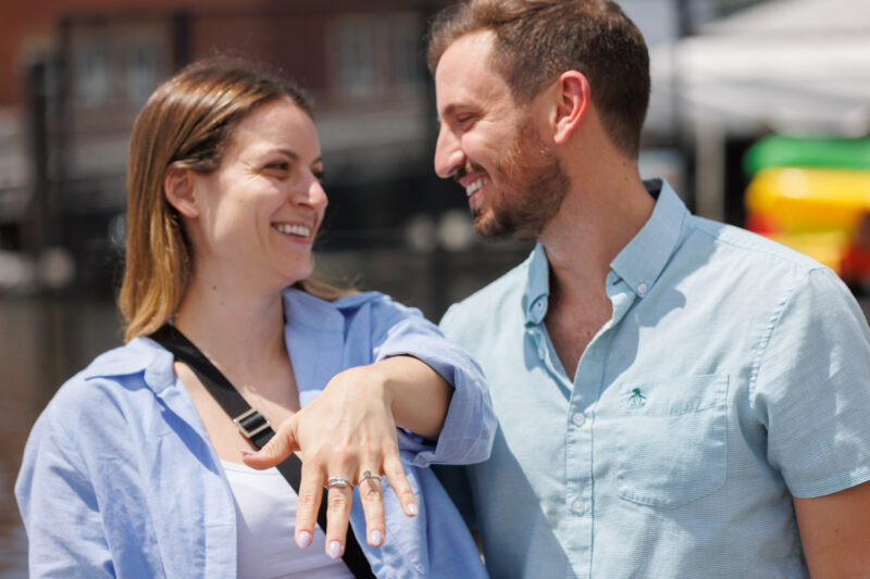 engagement photo by ricardo reyes